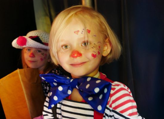 Galerie_Clownmaedchen-2048x1538