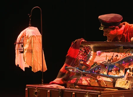 Crazy Monkey Circus mit Zirkustheater on Tour in Baden-Württemberg